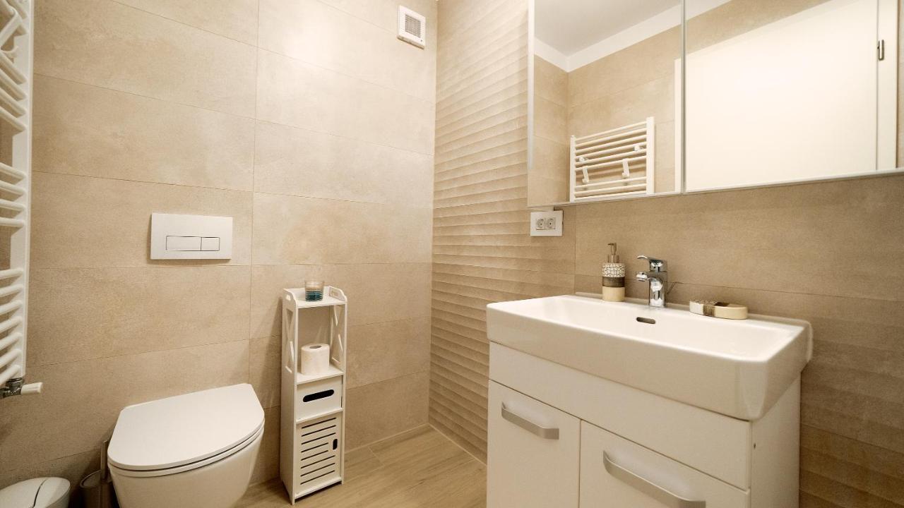 Sweet Memories Apart Coresi 1 Brasov Exterior photo